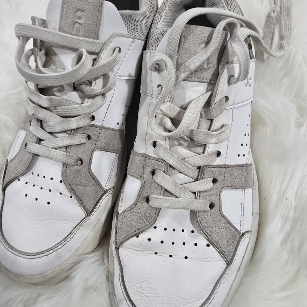 On Running White and Gray Shoes